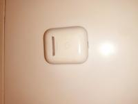 CS985/2024 APPLE AIR PODS